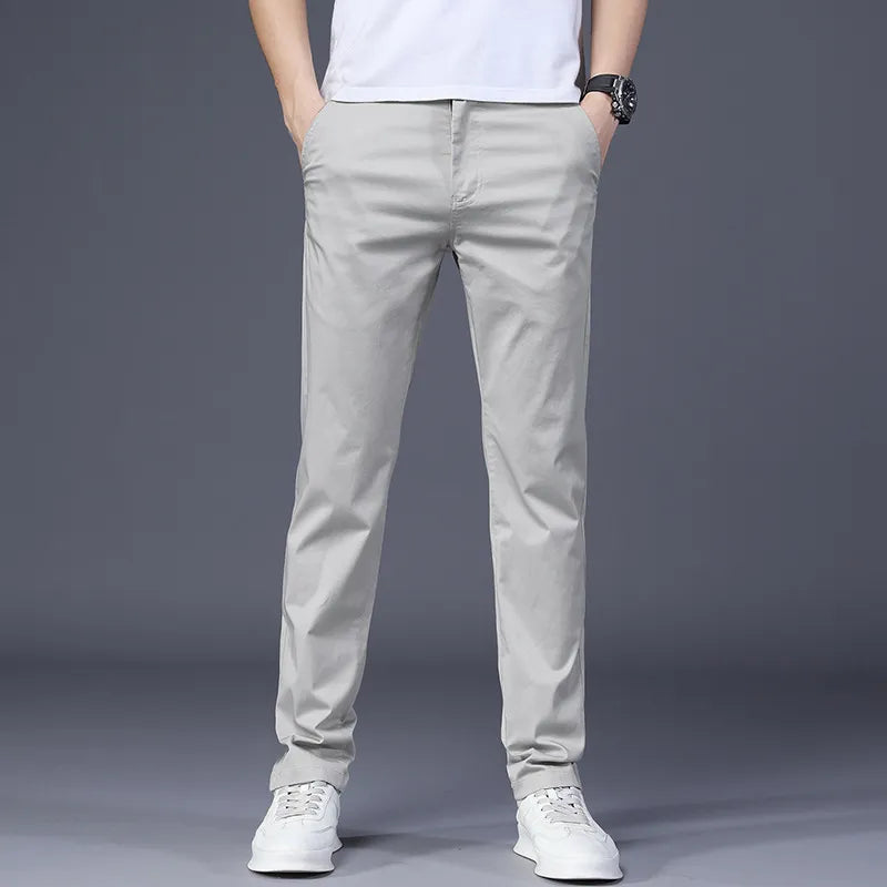 Herrenhose mit geradem Bein, Reißverschluss und Seitentaschen