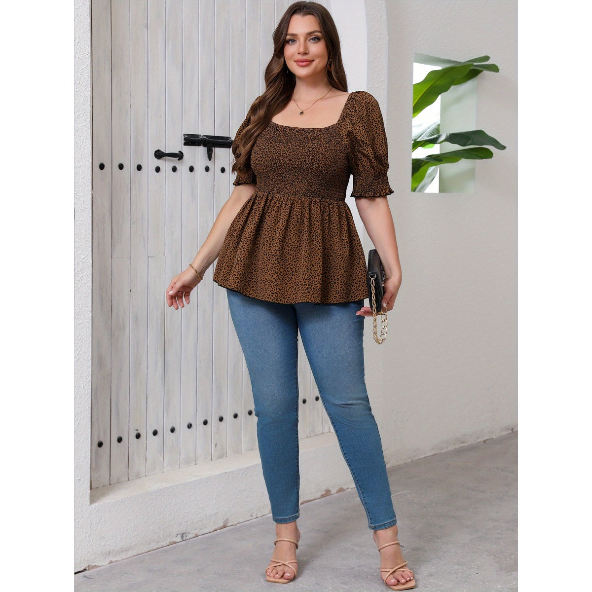 Schößchen-Top mit quadratischem Ausschnitt und Puffärmeln