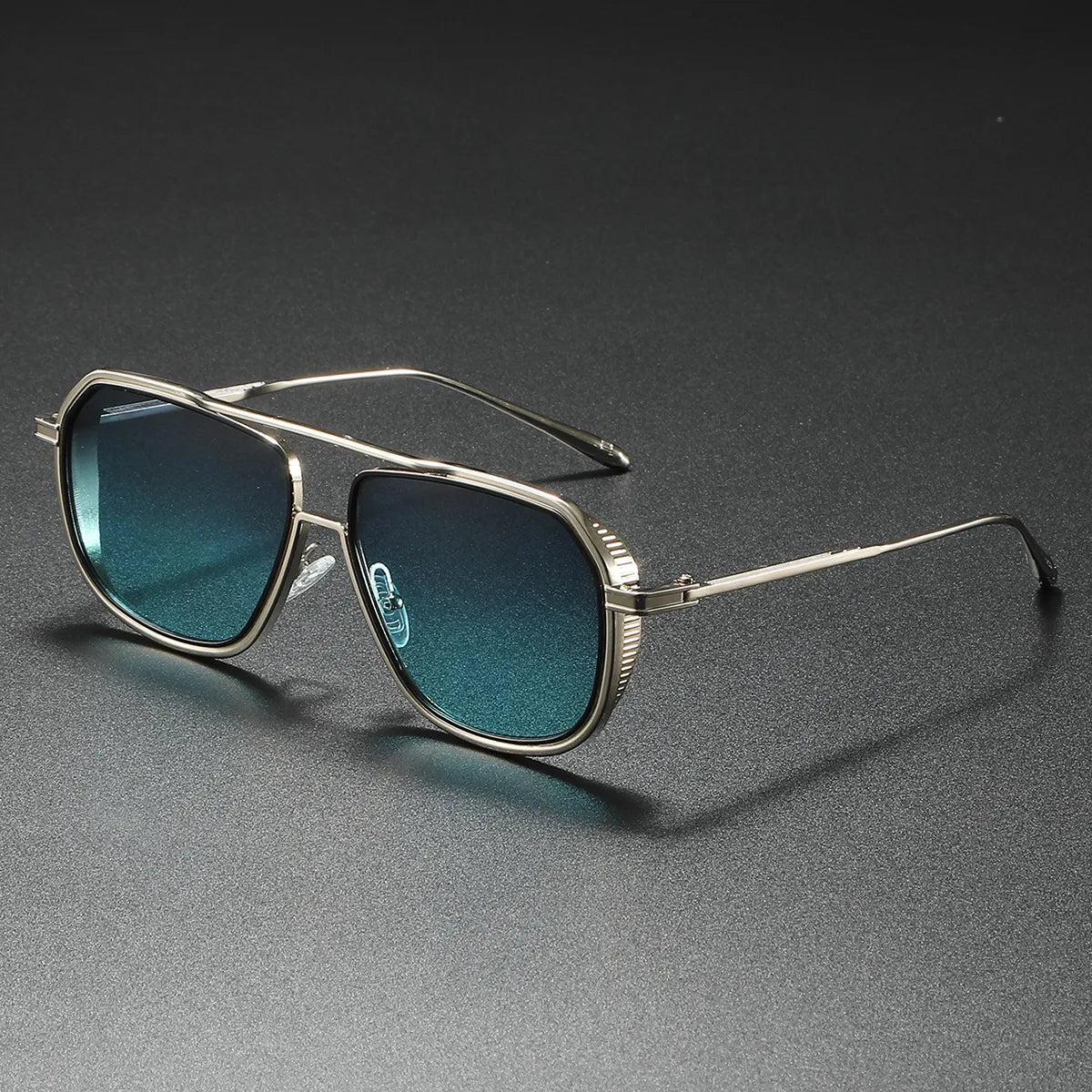 Trendy retro square sunglasses for women