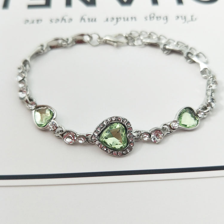 Delicate heart charm bracelet for women