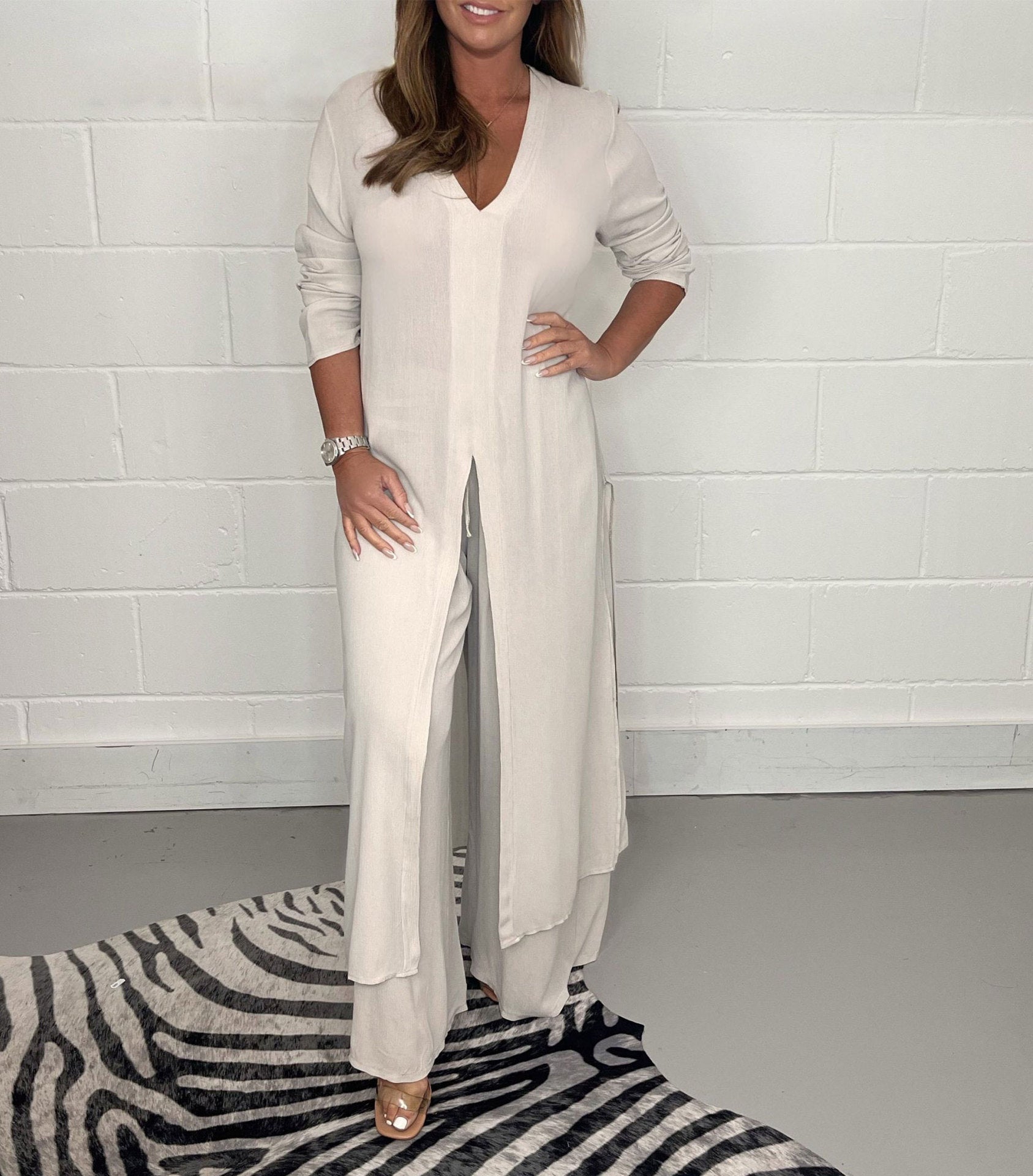 Women’s Long-Sleeve Jumpsuit with Button Front and Wide Legs