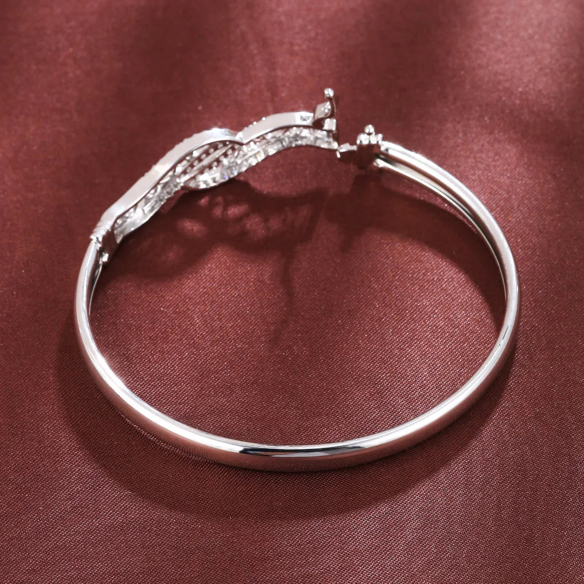 Elegant zircon bracelet for women